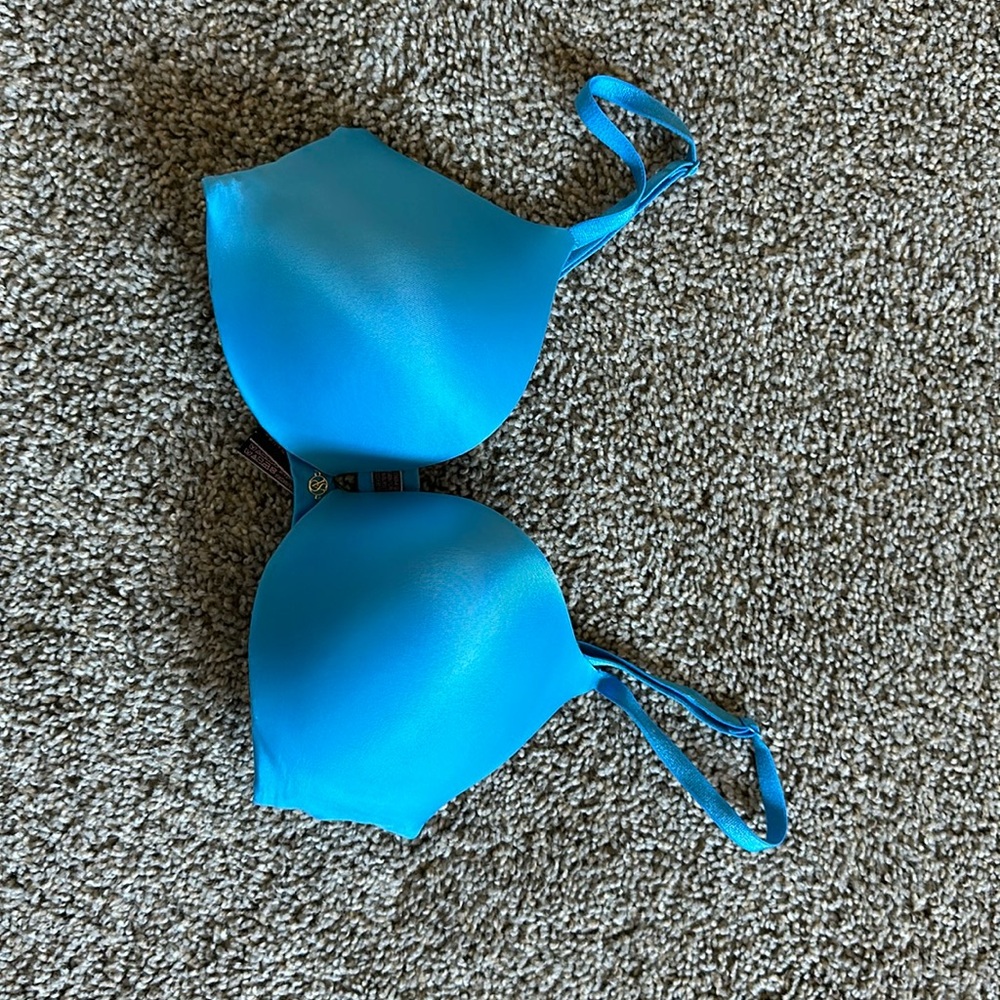 Victoria’s Secret bra so obsessed smooth push up bra